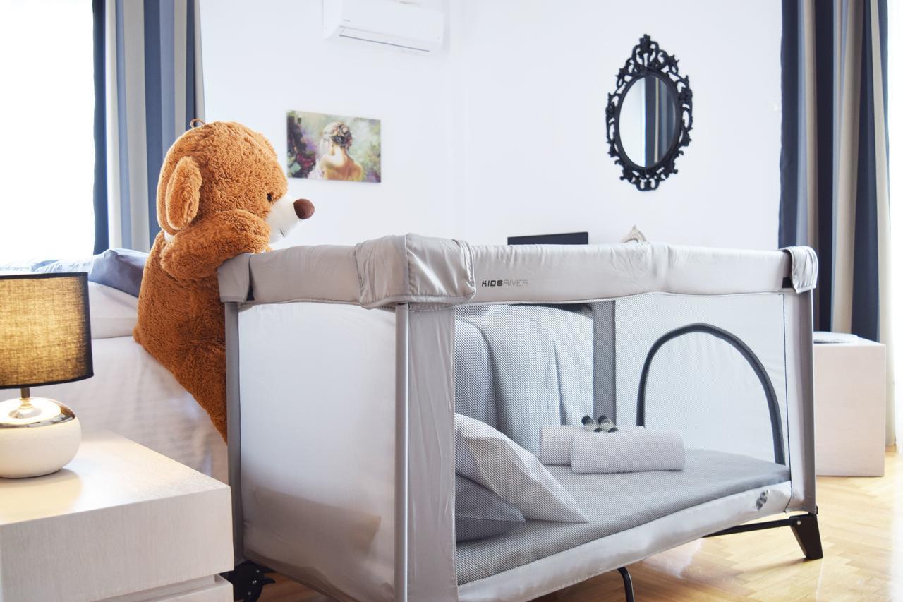 Zeus By Heloni Apartments Athena Bagian luar foto