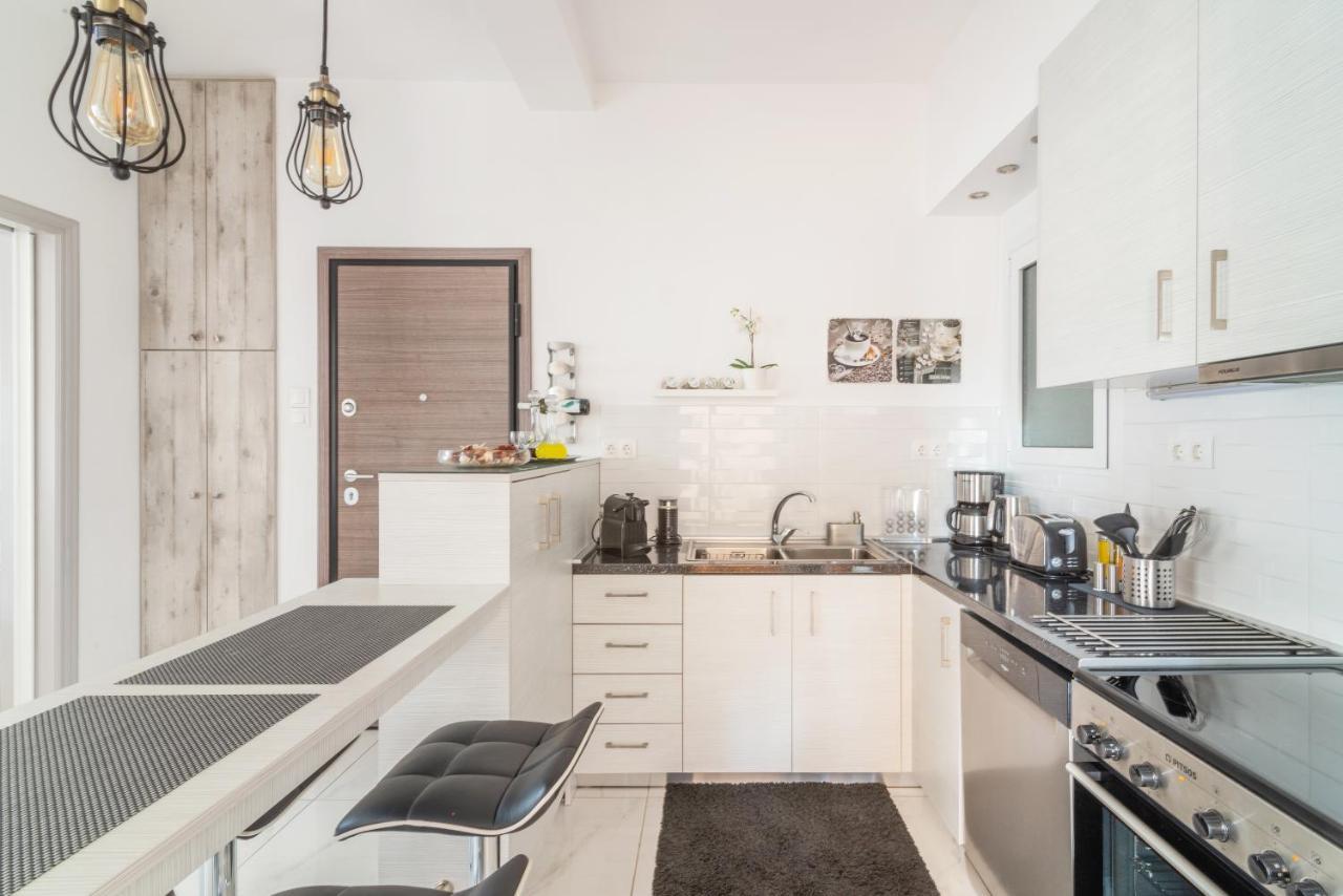 Zeus By Heloni Apartments Athena Bagian luar foto