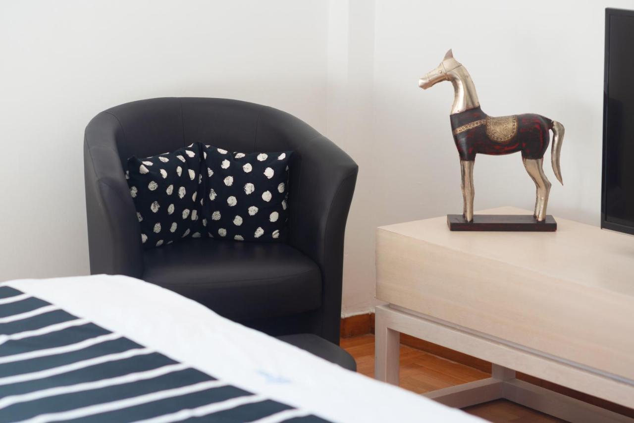 Zeus By Heloni Apartments Athena Bagian luar foto